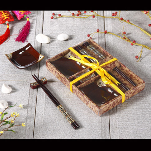 木筷子、陶瓷架、陶瓷碟子餐具套装