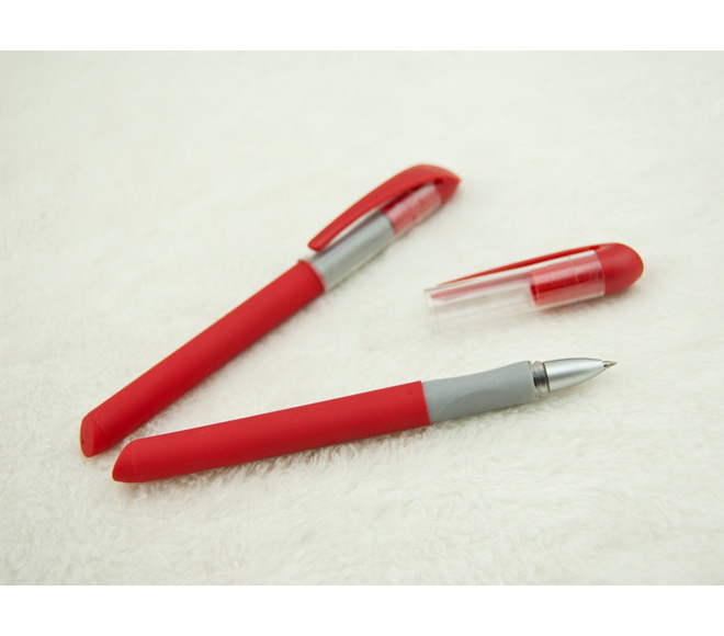 红色圆珠笔 中性笔